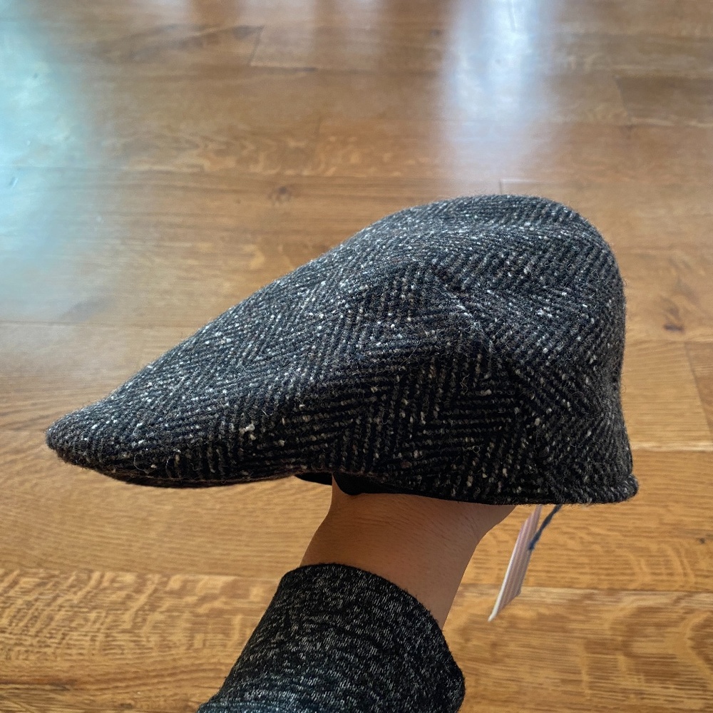 Wool Herringbone Ascot Hat: Made in Italy